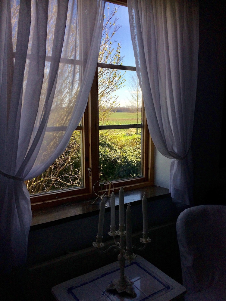 Gården mellan Slotten