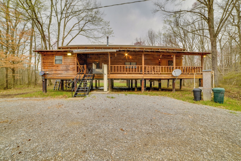 Modern-rustic Dukedom Cabin: 780 Acres w/ Trails! view 2