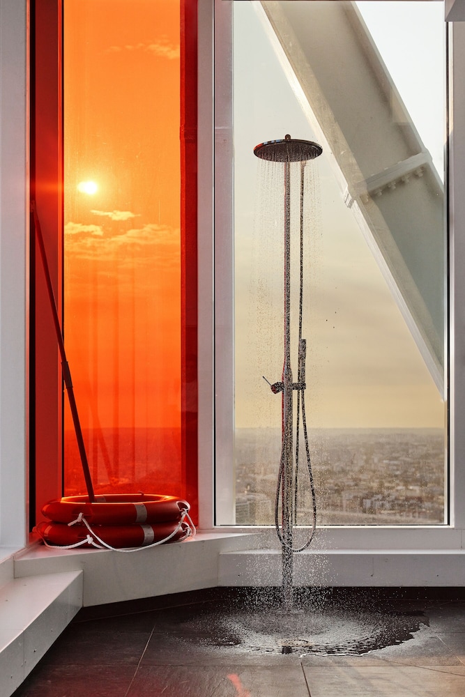 Saint-Denis Vacations - H4 Hotel Wyndham Paris Pleyel Resort - Property Image 10