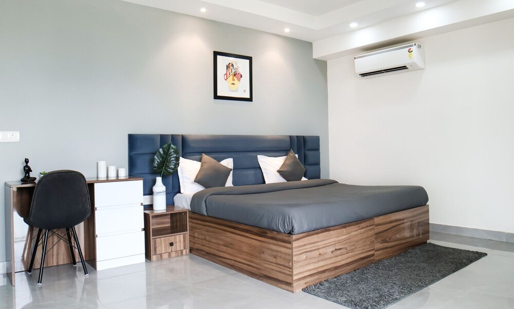Housr Sector 45 Gurgaon Near Huda City