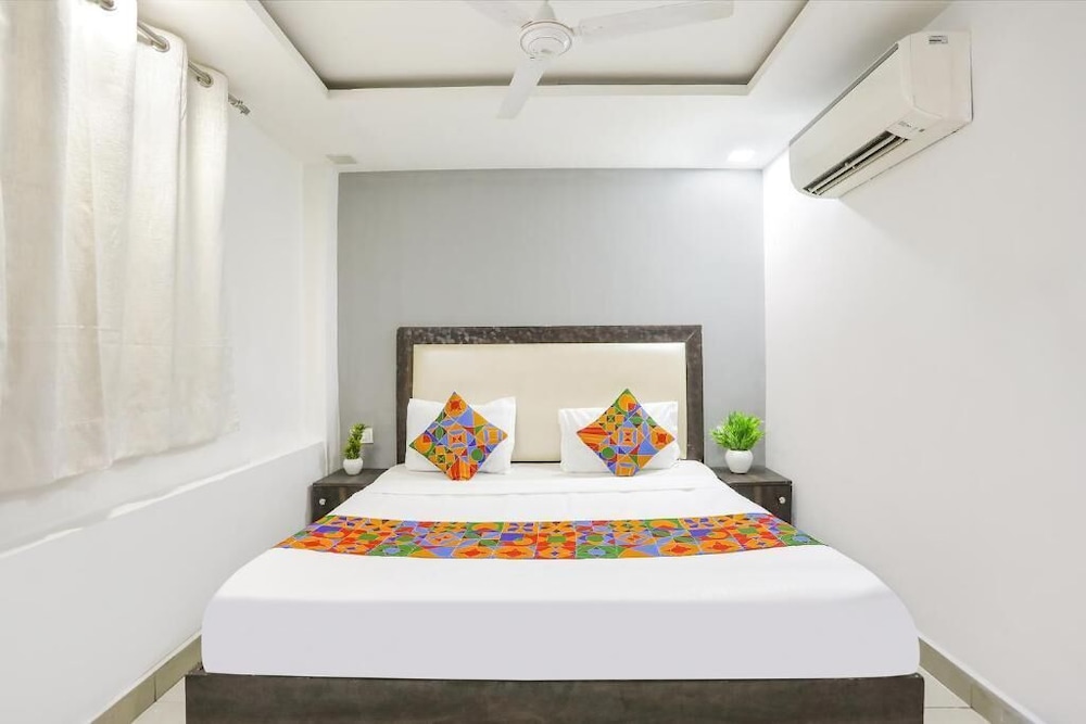 Comfy Stay Hotels