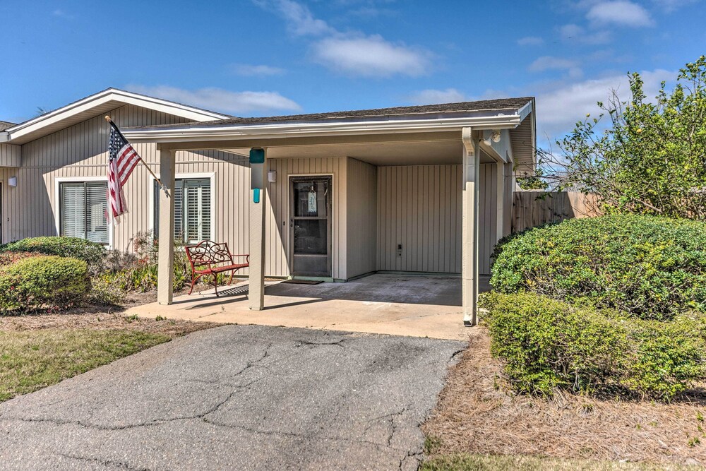 Half-mi to Beach Access: Sunny Miramar Villa! view 5