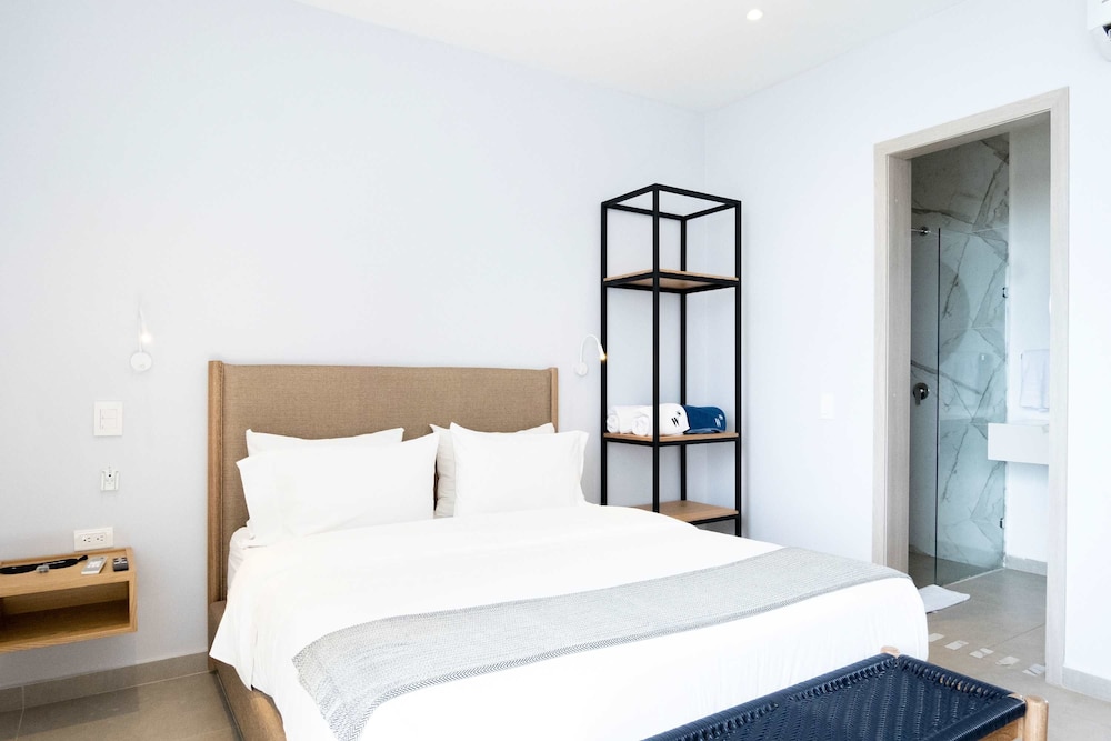 w Comfy 2BR w Beautiful Terrace in CTG