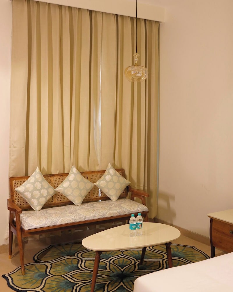 Kadamb Kuteer Vrindavan