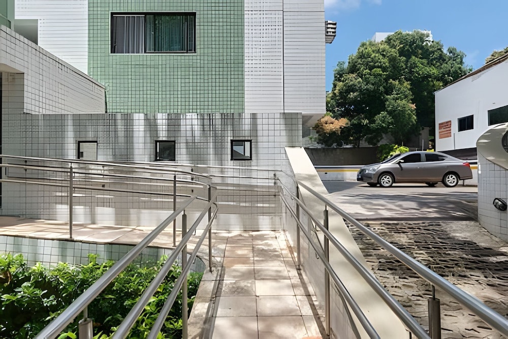 Flat 1 Quatro no bairro Graças Recife