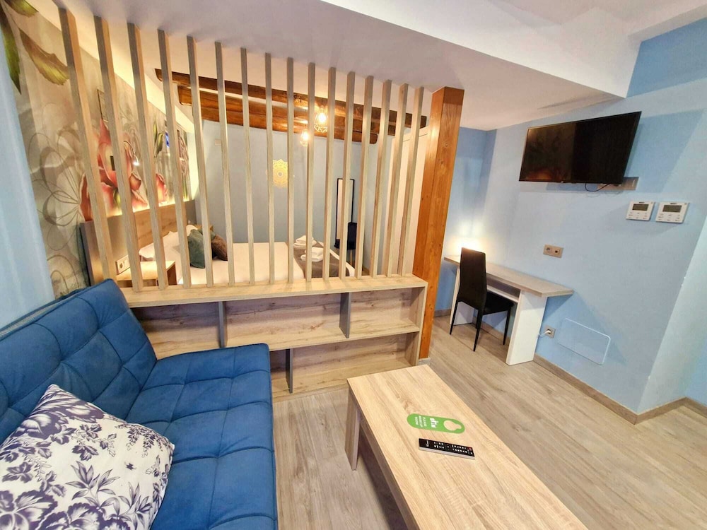 Feeling Home - Suites&Rooms