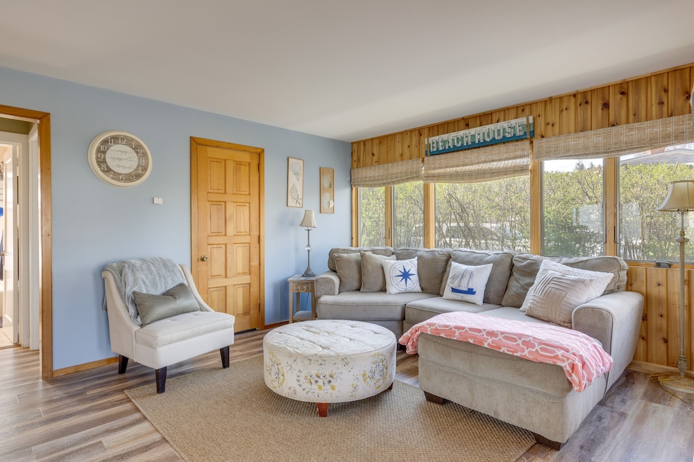Amazing Rocky Point Retreat Overlooking the Sound! - Property Image 33