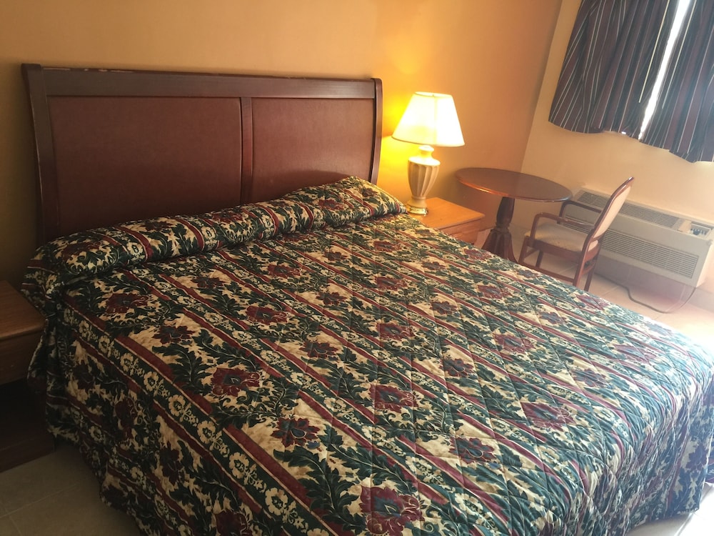 Cloud 9 Inn