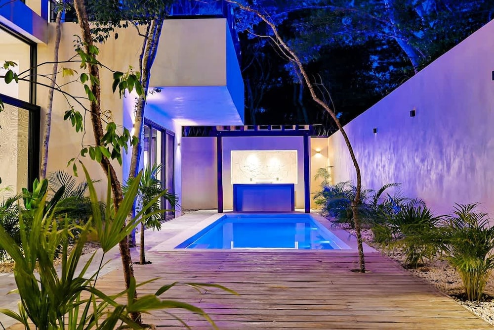 House Tulum Chic and Spacious Villa in the Jungle