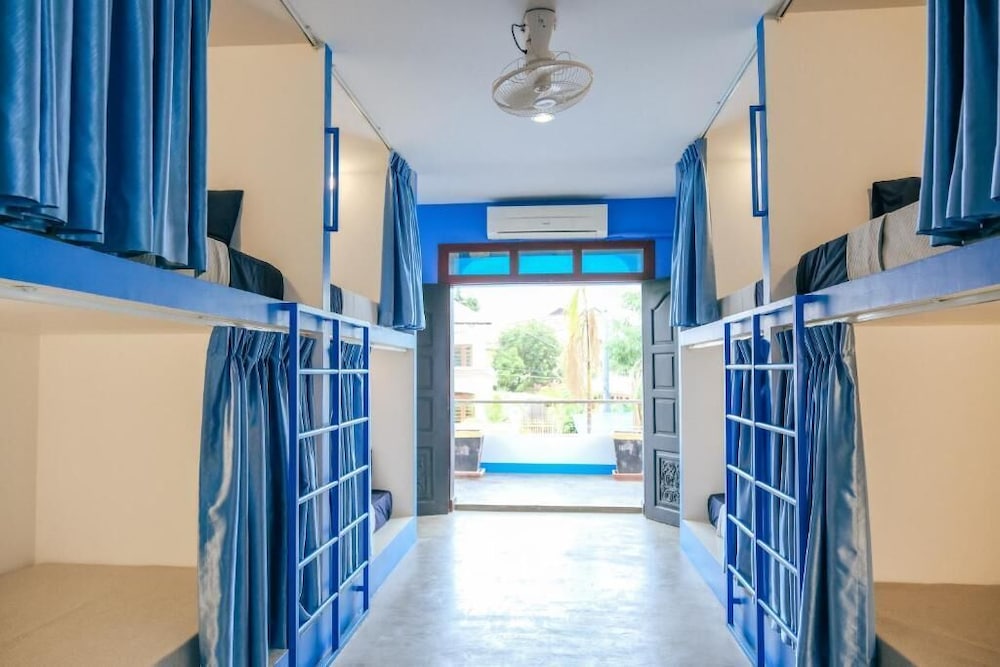 Last Summer Hostel & Bar