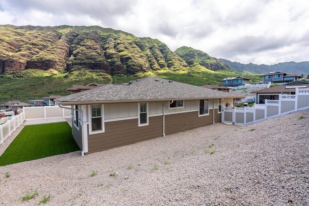 @ Marbella Lane - Serene & Lovely MT + Ocean Views