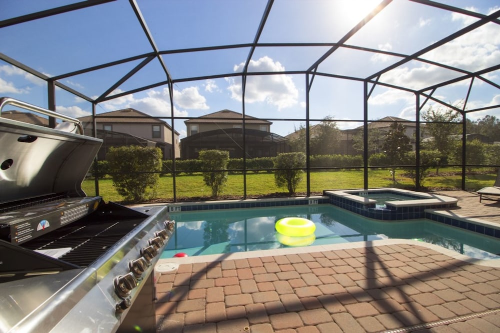 Champions Gate 1457 - Image 3