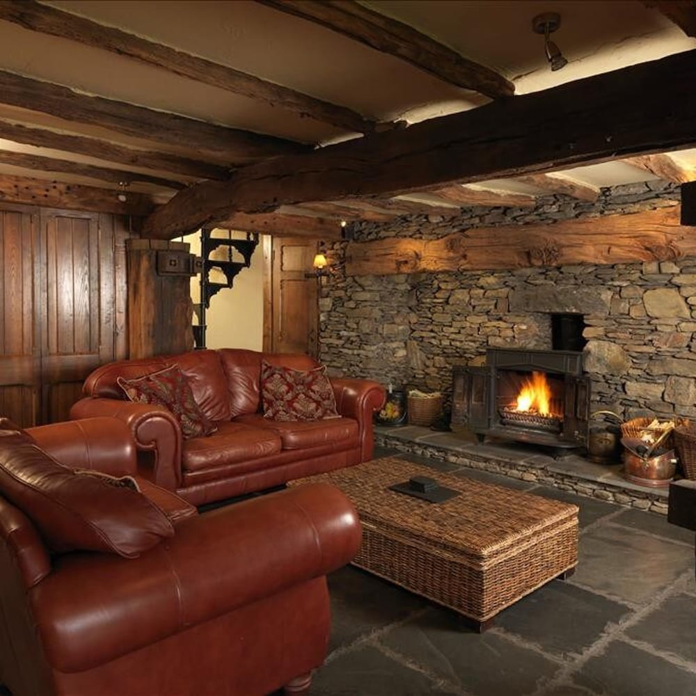 Summerhill Cottage Windermere The Lake District view 4