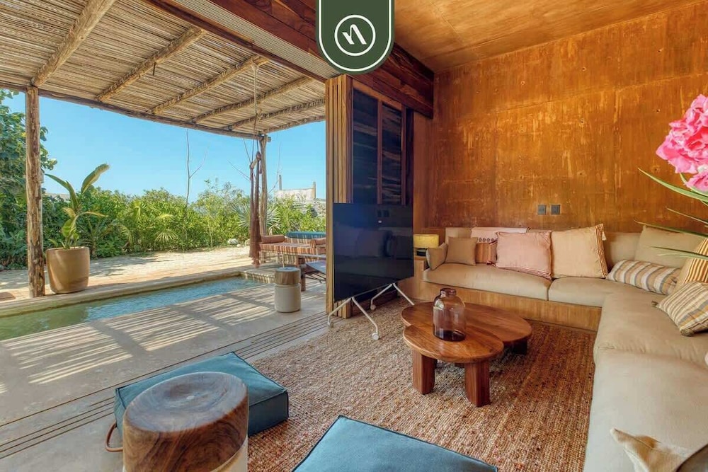 Stunning Two-bedroom Ocean View House - Mazul