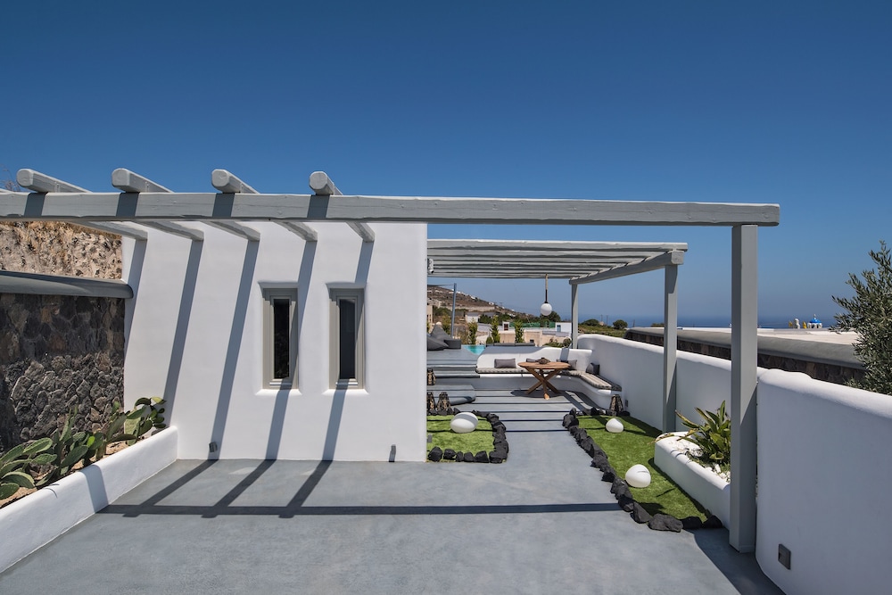 Senses Luxury Houses