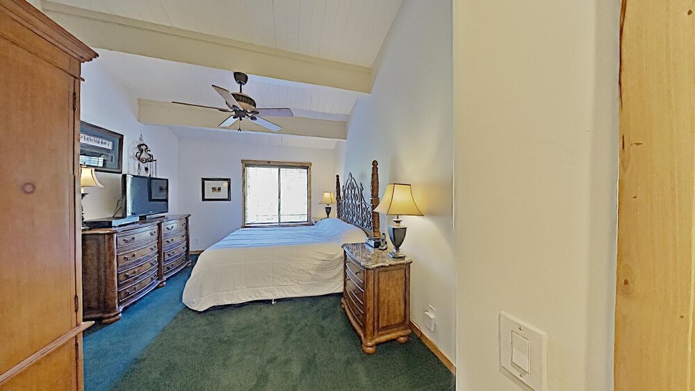 Mammoth Mountain Vacation Condos