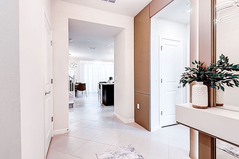 1177 Fantastic Family Home for Your Vacation