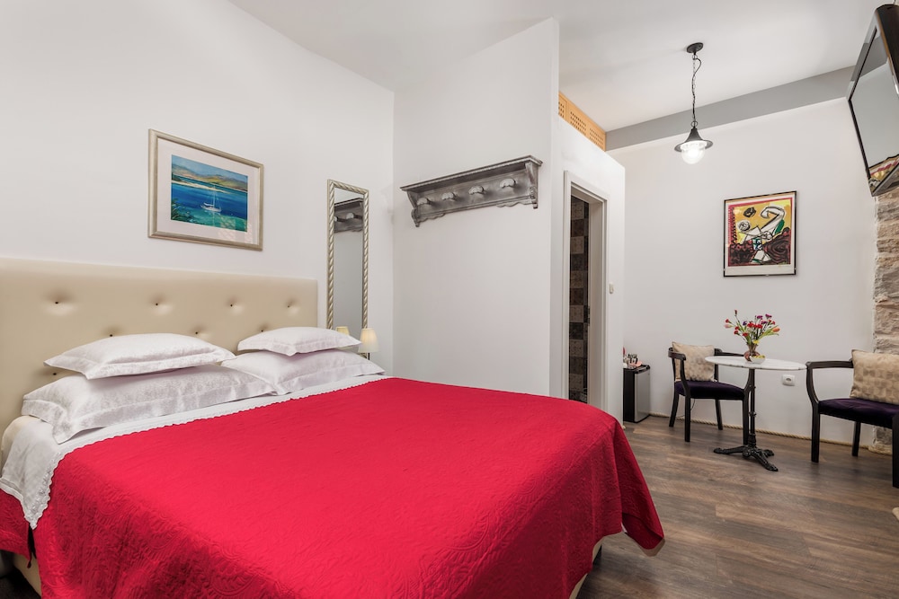 Captains guesthouse