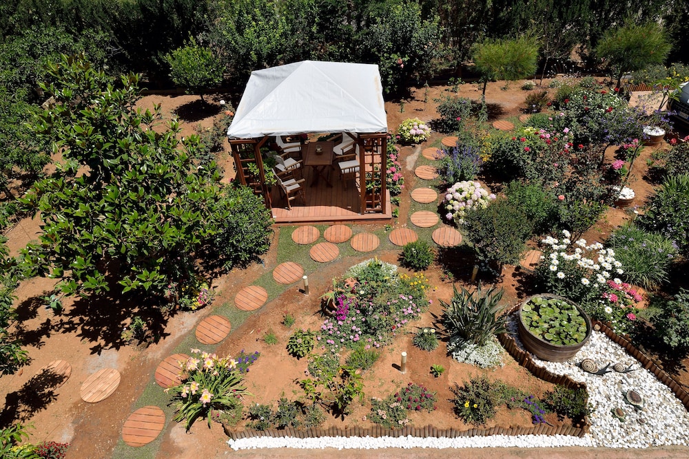 Stamatakis Boutique Studios