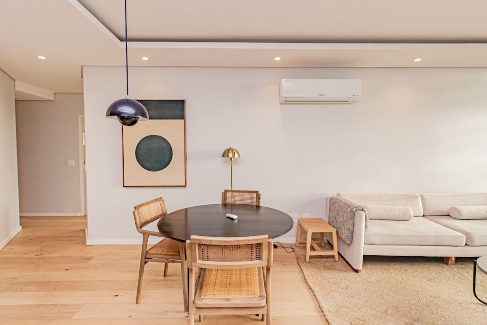 Modern Sea Point Apartment w Rooftop Deck 9 on S view 5