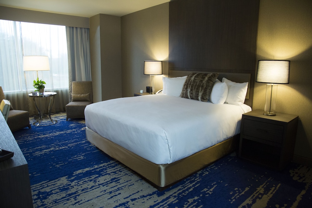 Montgomery Vacations - Wind Creek Casino  Hotel Montgomery - Property Image 11