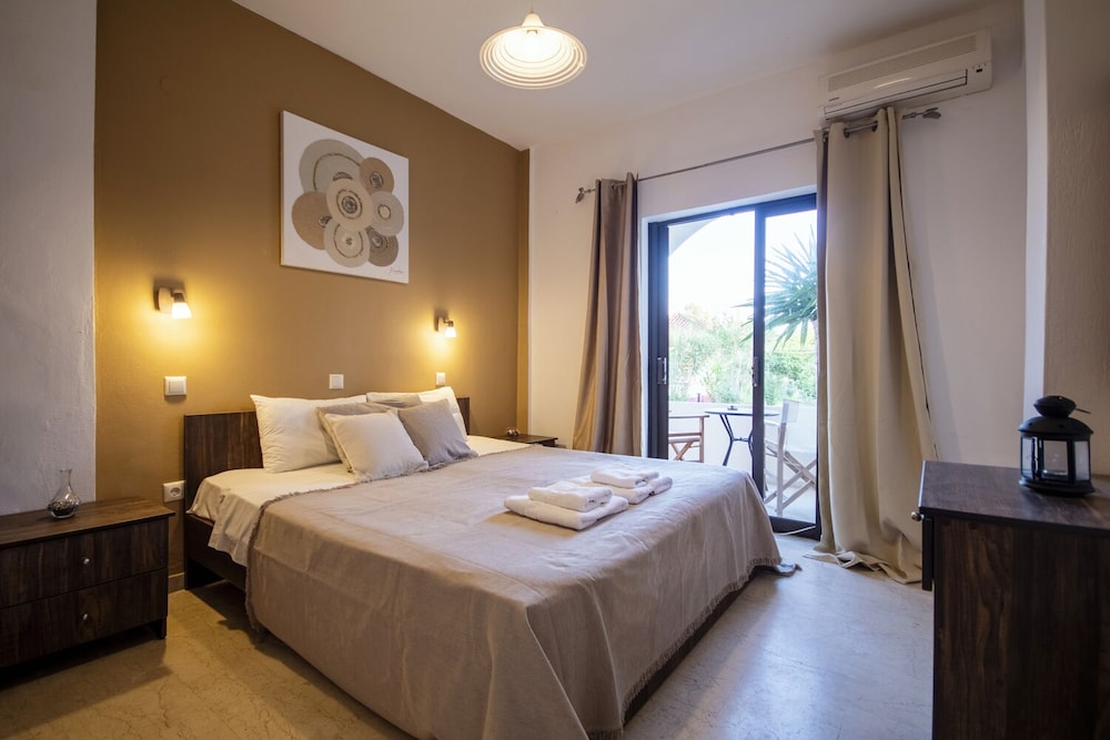 Parakladi Seaside Retreat view 3