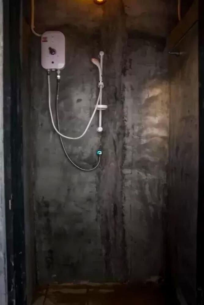 Phanganist Hostel