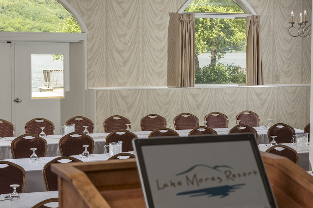 meeting & event spaces
