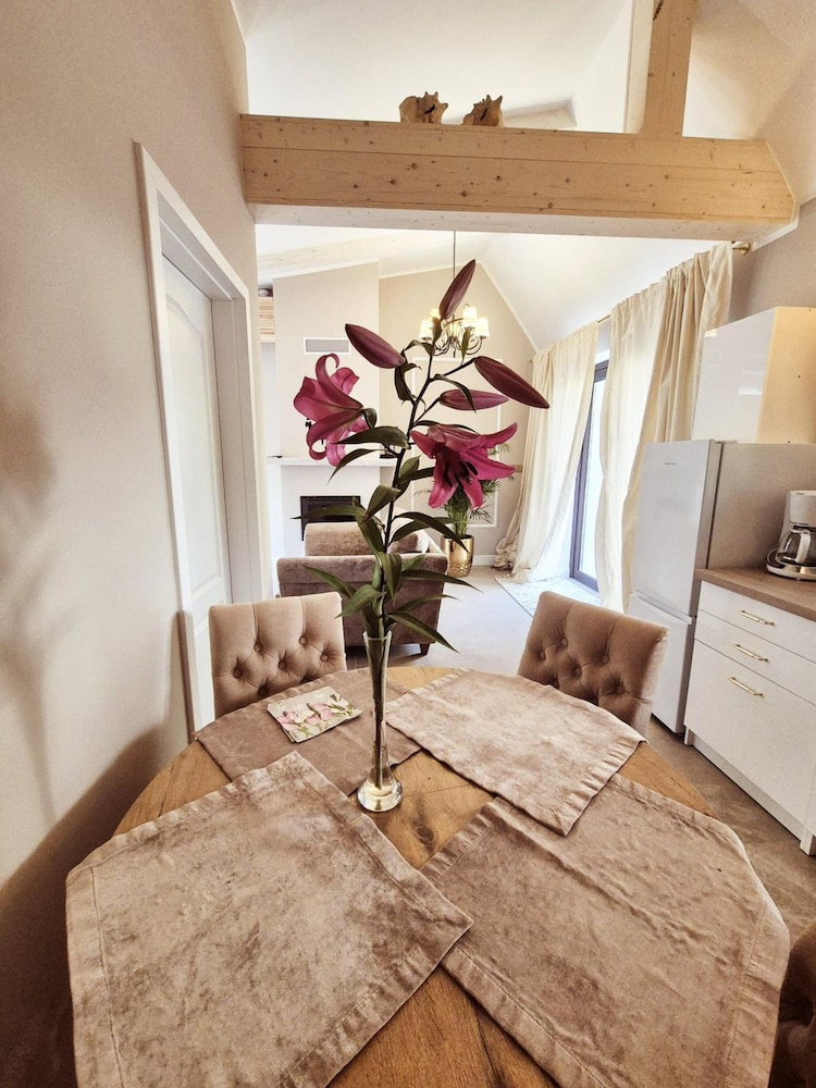 Comfortable Holiday Home With Sauna and Whirlpool