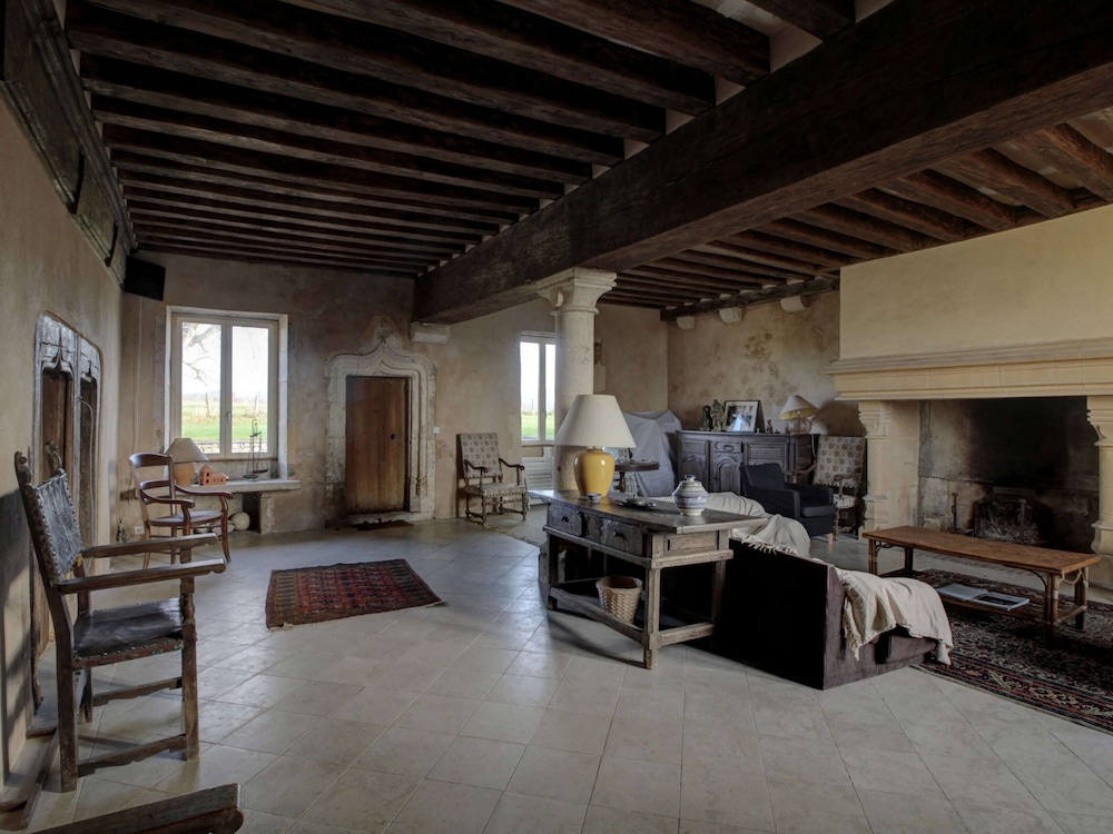 Mansion in Burgundy Near Morvan Natural Park