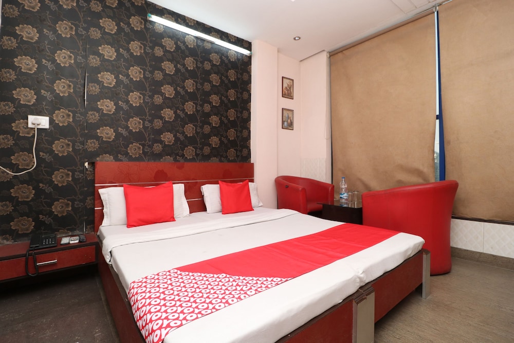 OYO 30370 R K Guest House view 4