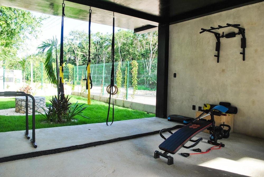 Tulum Swim Up Estudio Selvático