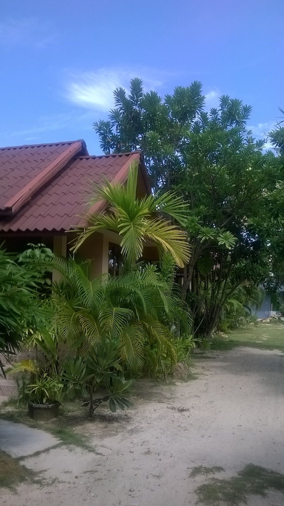 Haad Yao Sunset Bungalow