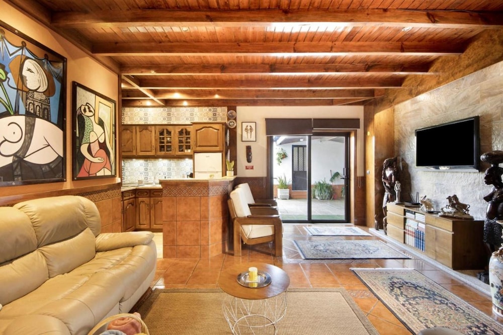 Private Pool Villa 20min by Porto