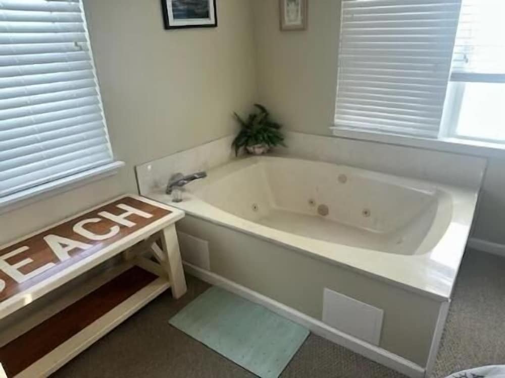 Cape Coddages Ii 2 Bedroom Condo by RedAwning