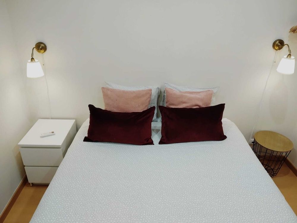 Cozy Apartment in the Heart of Lisbon view 3