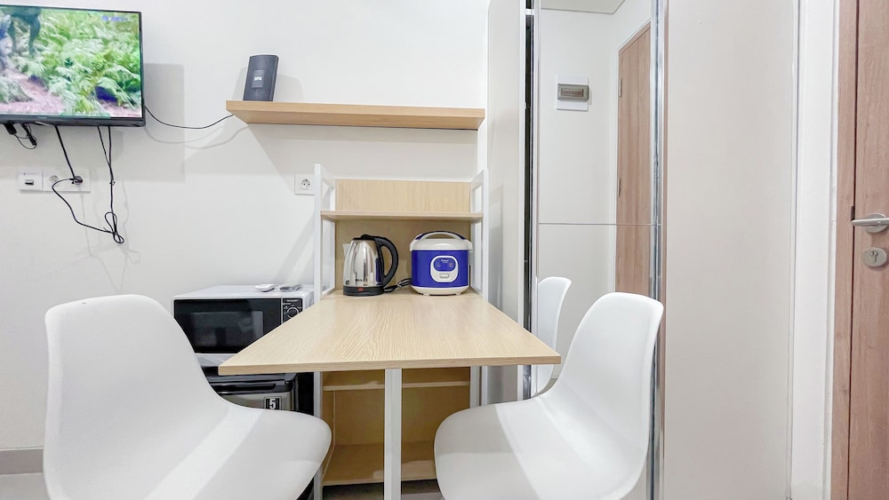 Simple Look Studio (No Kitchen) At Bandaraya - Tallasa City Makassar Apartment