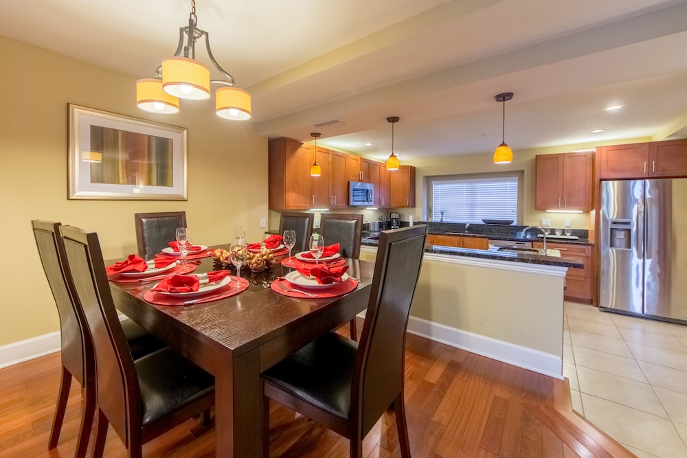 Lexington Vacations by Stark Hospitality