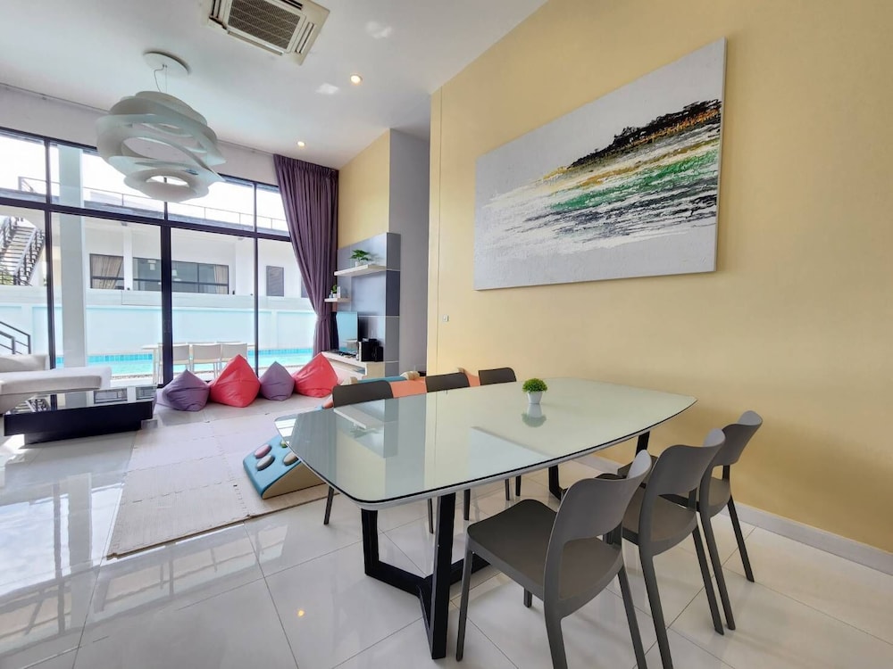 WE by Sirin Pool Villa Huahin