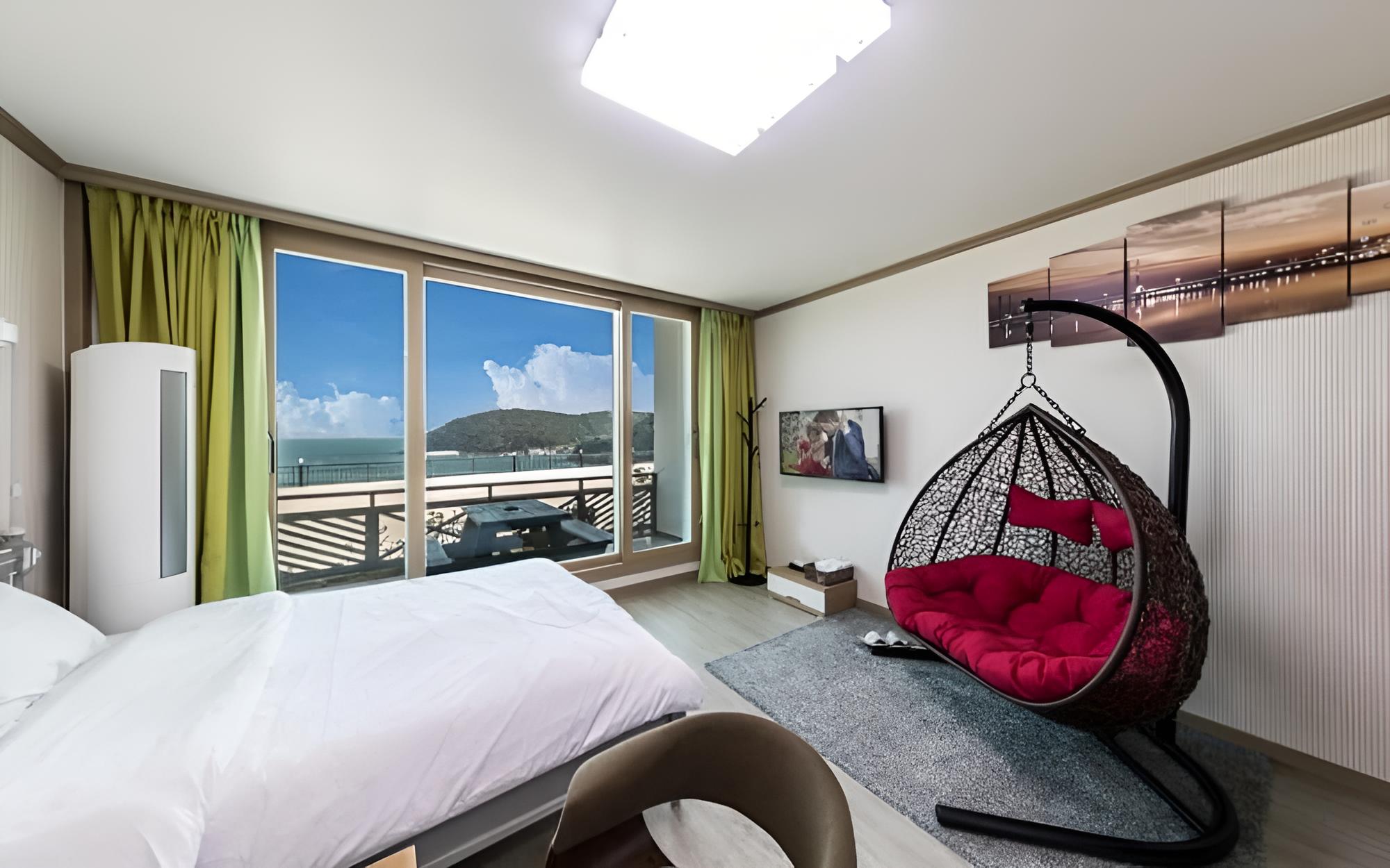 Yeosu Ailia Pension