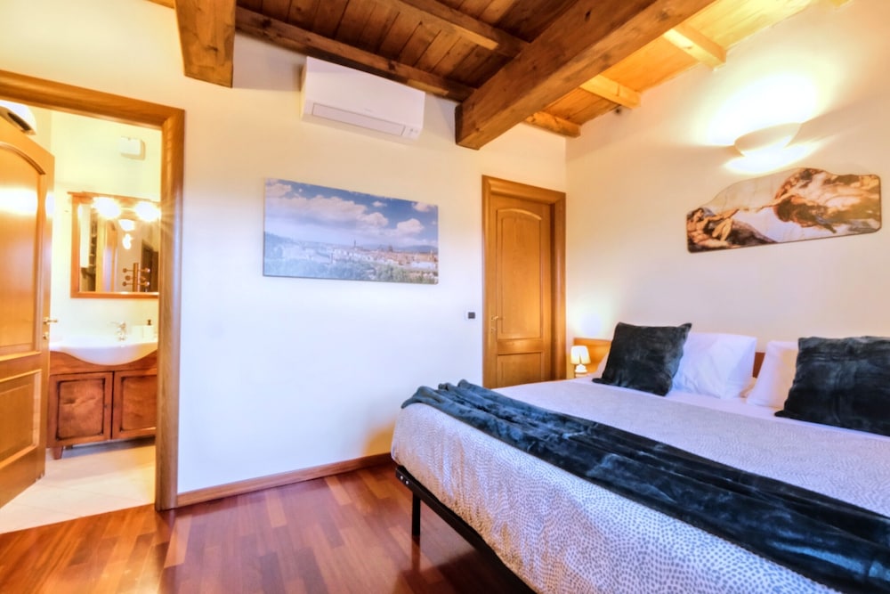 Wine Apartments Florence Barbaresco