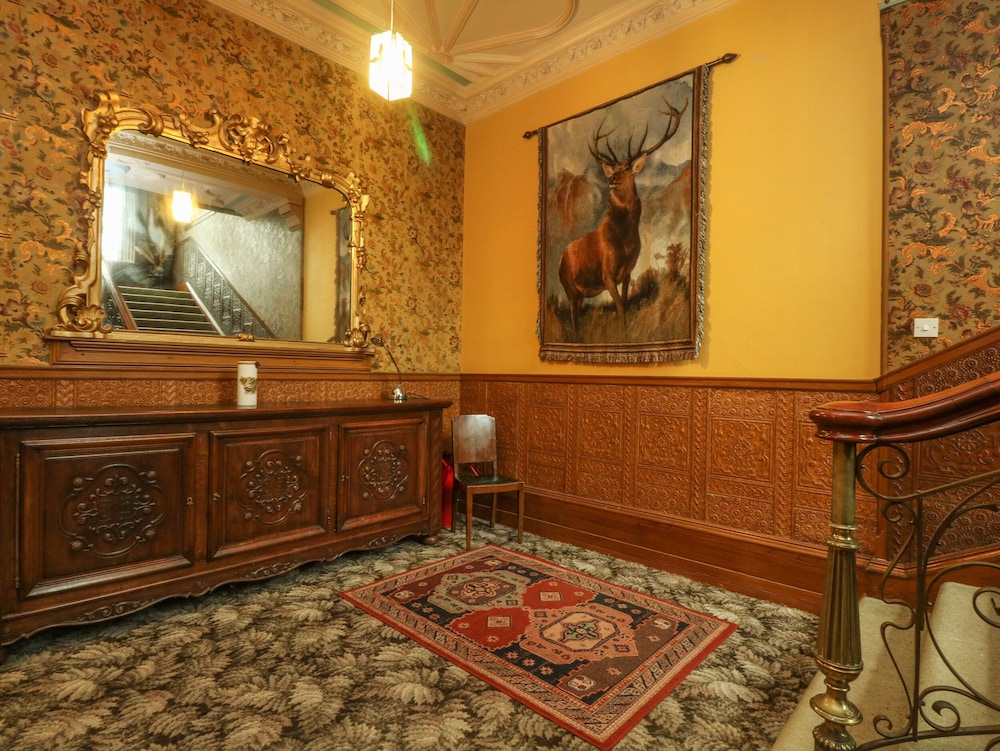 Woodside House