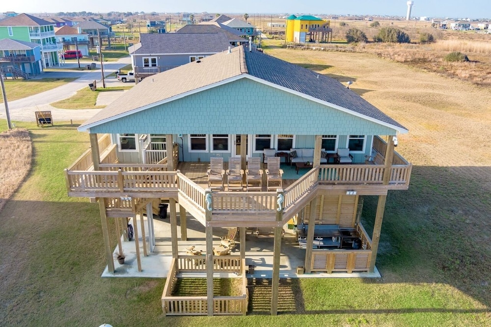 Perfectly Happy 4 Bedroom Home