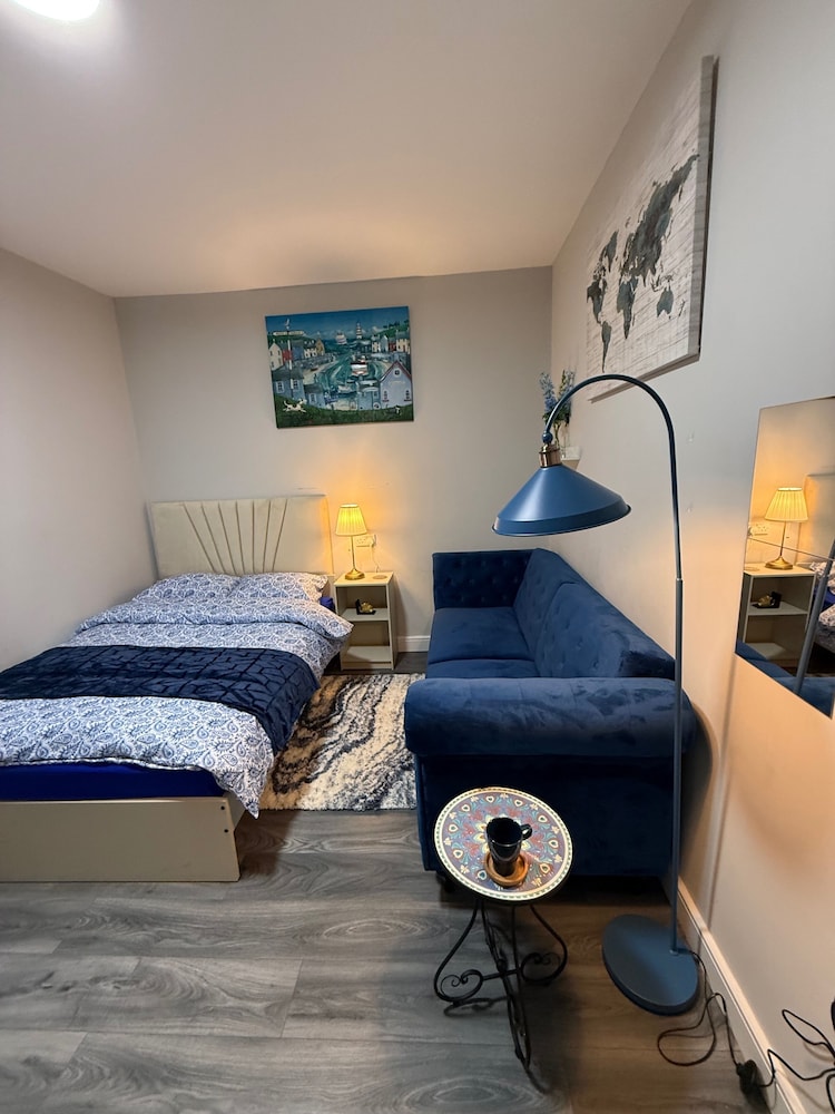 Coastal Comfort City Centre Condo