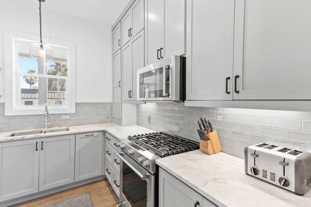 Grayt Digs by Avantstay Next to Beach, Oceanview