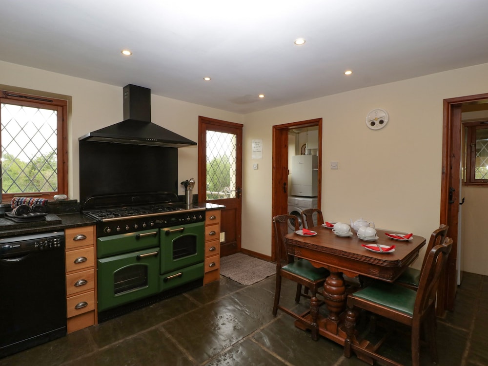 Shells Cottage
