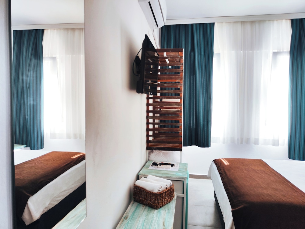 Umayra Otel