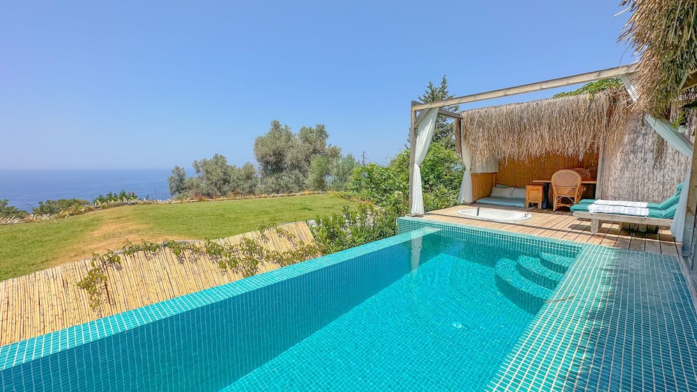 Seaview Faralya Butik Otel - Image 35