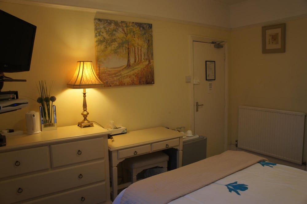 Oxford Vacations - Athena Guest House - Property Image 17