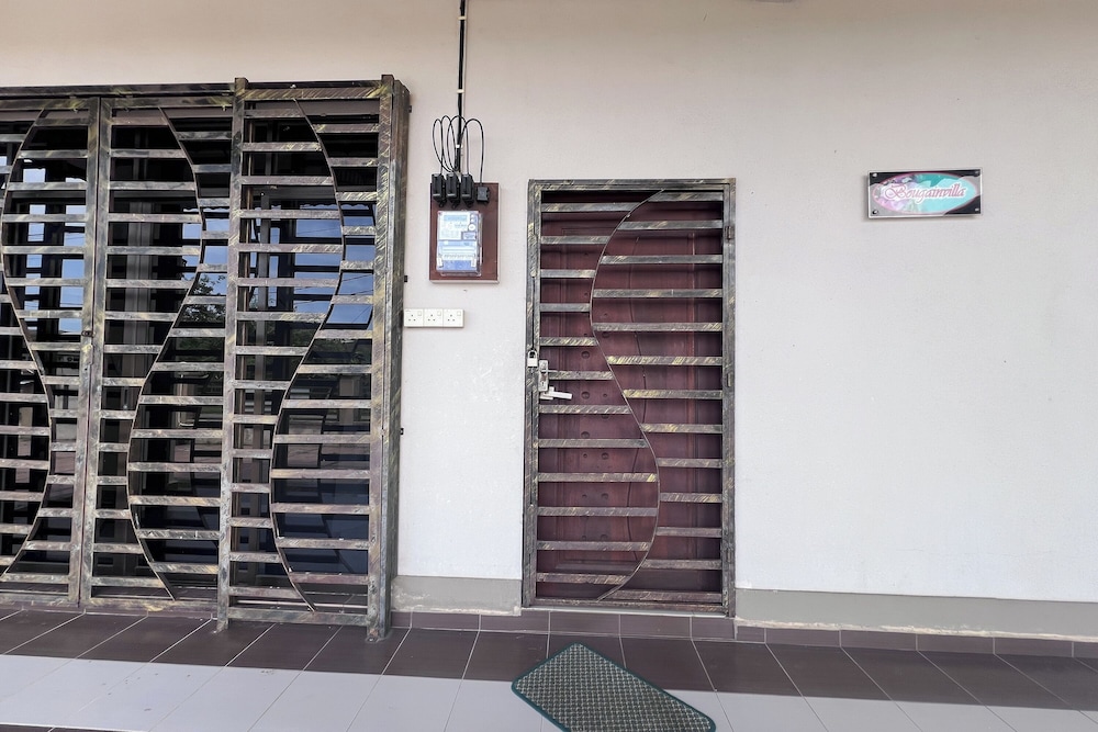 Nurbayu Villa (3 and 4 bedroom Villa) Kemaman